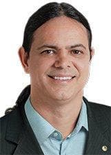 ELISMAR PRADO